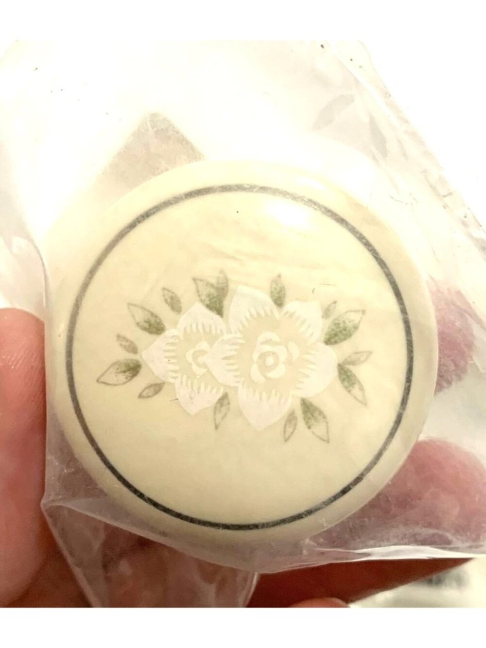 NOS 8 Liberty Cream Floral Ceramic Cabinet Knobs P95721C-IVR-C New In Packaging